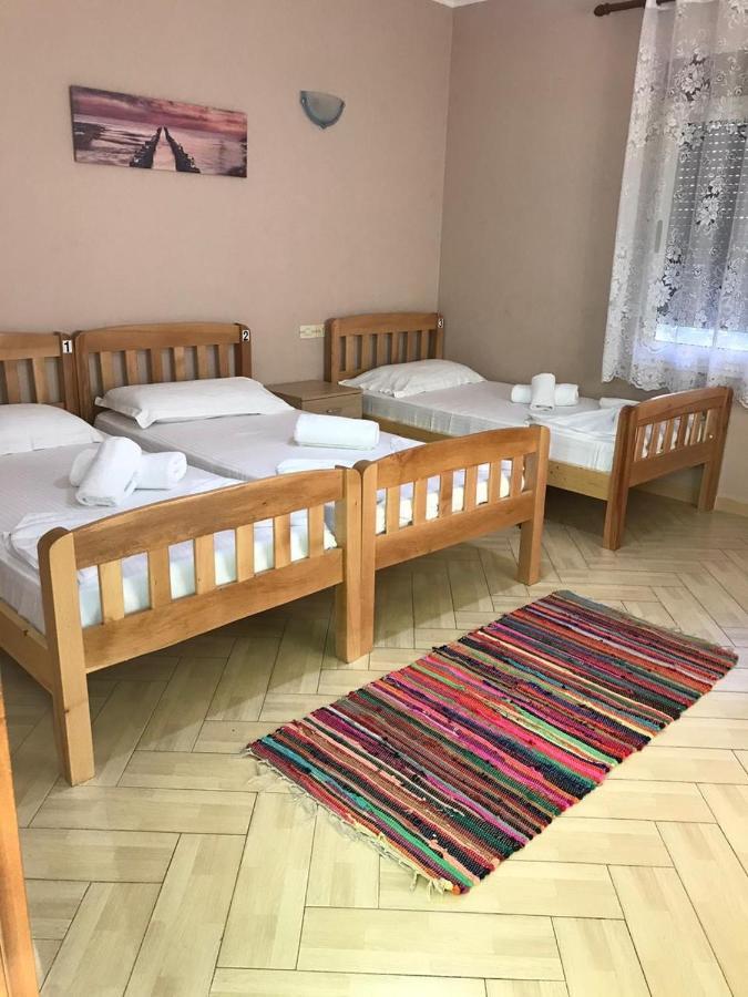 Hotel Durres Vila 53 Esterno foto
