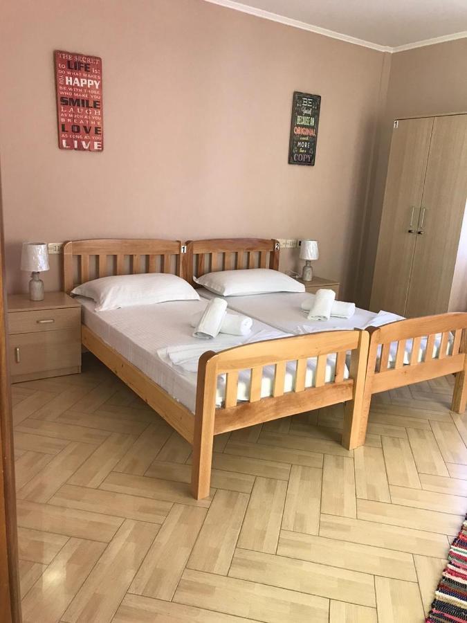 Hotel Durres Vila 53 Esterno foto