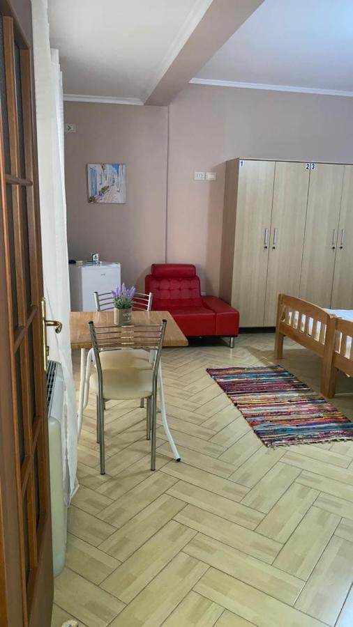 Hotel Durres Vila 53 Esterno foto