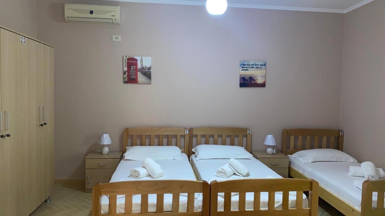 Hotel Durres Vila 53 Esterno foto