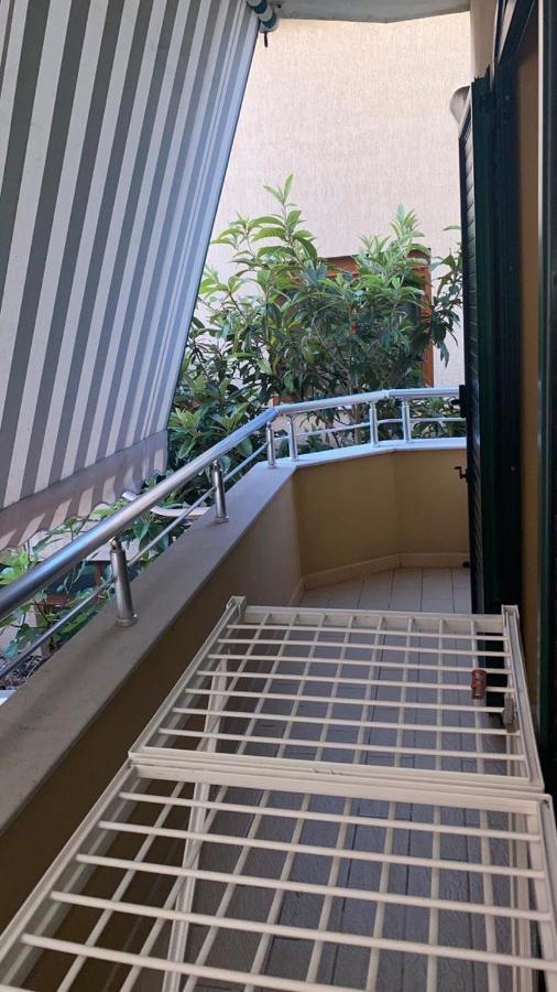 Hotel Durres Vila 53 Esterno foto