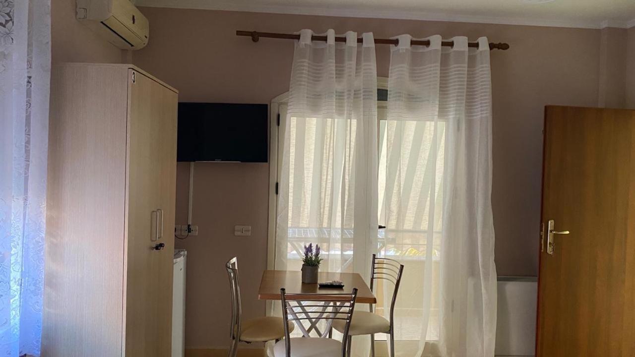 Hotel Durres Vila 53 Esterno foto