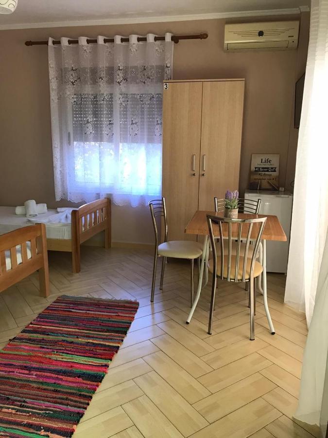 Hotel Durres Vila 53 Esterno foto