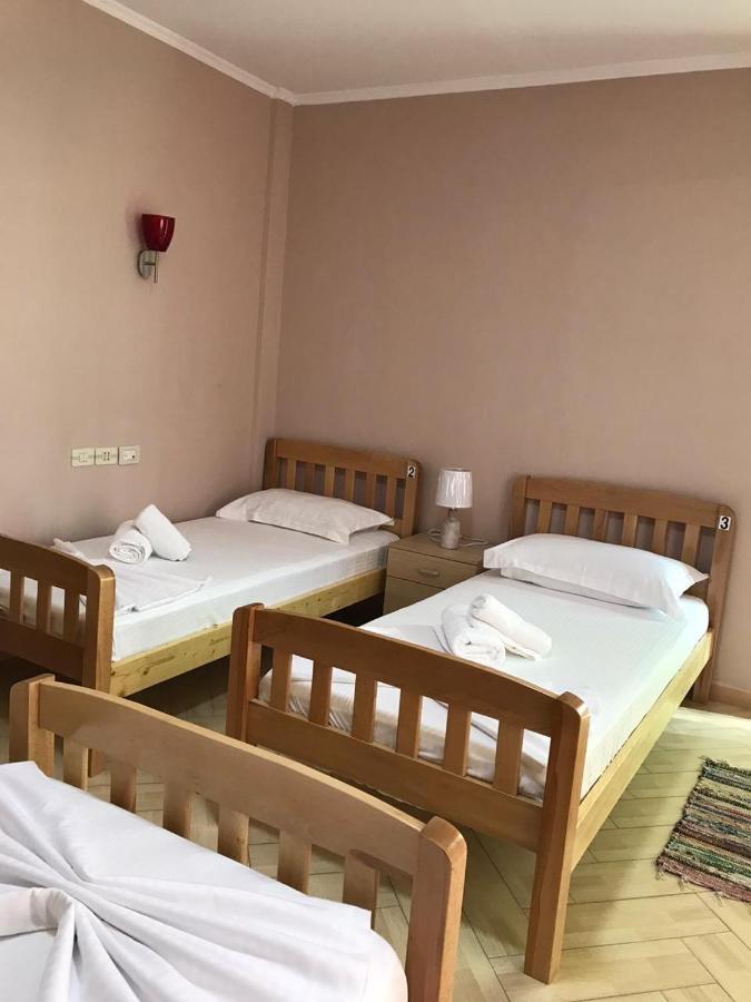 Hotel Durres Vila 53 Esterno foto
