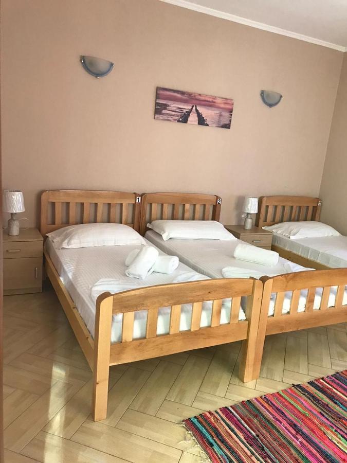 Hotel Durres Vila 53 Esterno foto