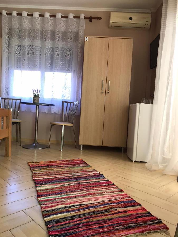 Hotel Durres Vila 53 Esterno foto